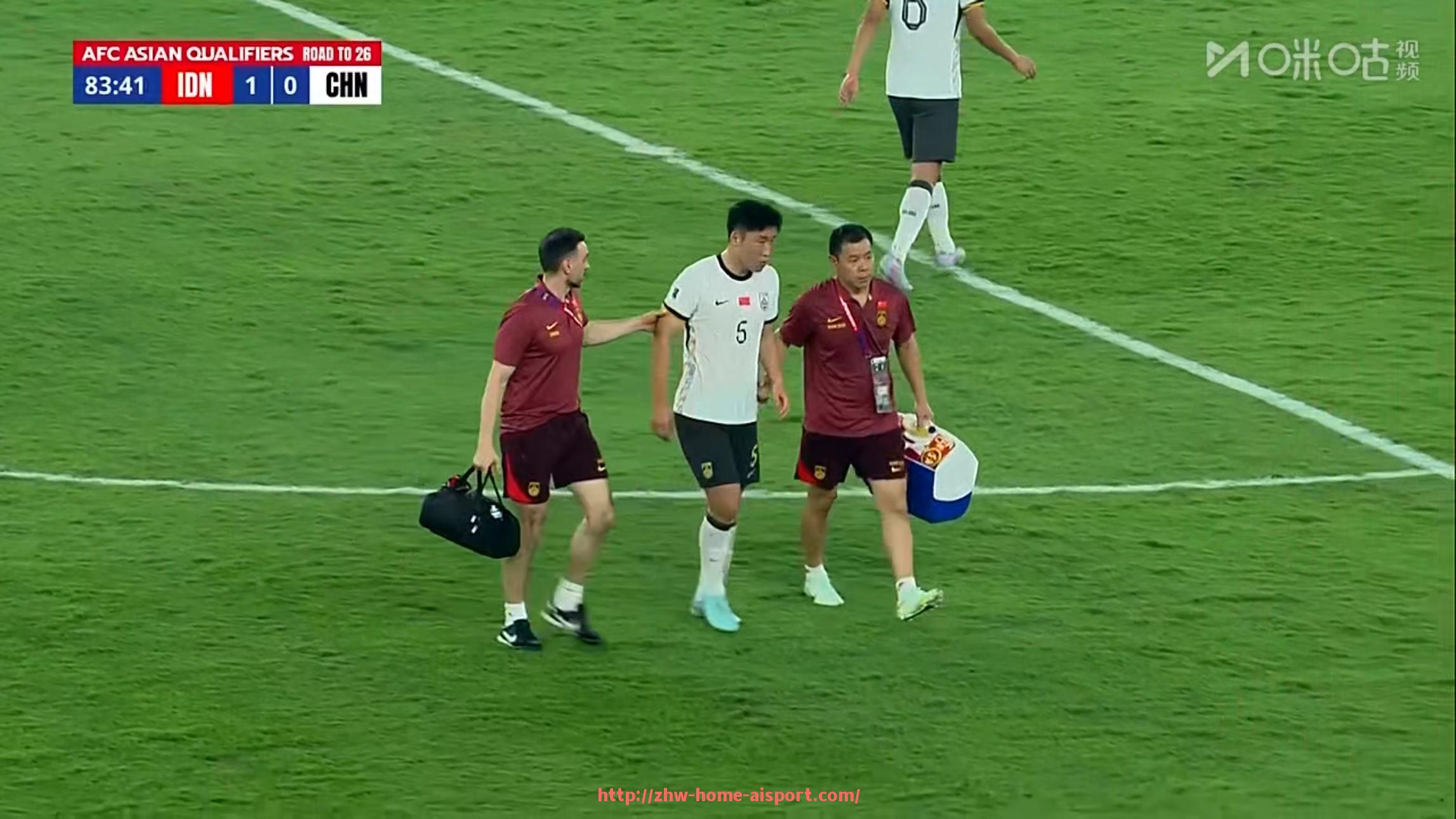 爱体育-法甲里昂球队战术打法的特点与实施策略